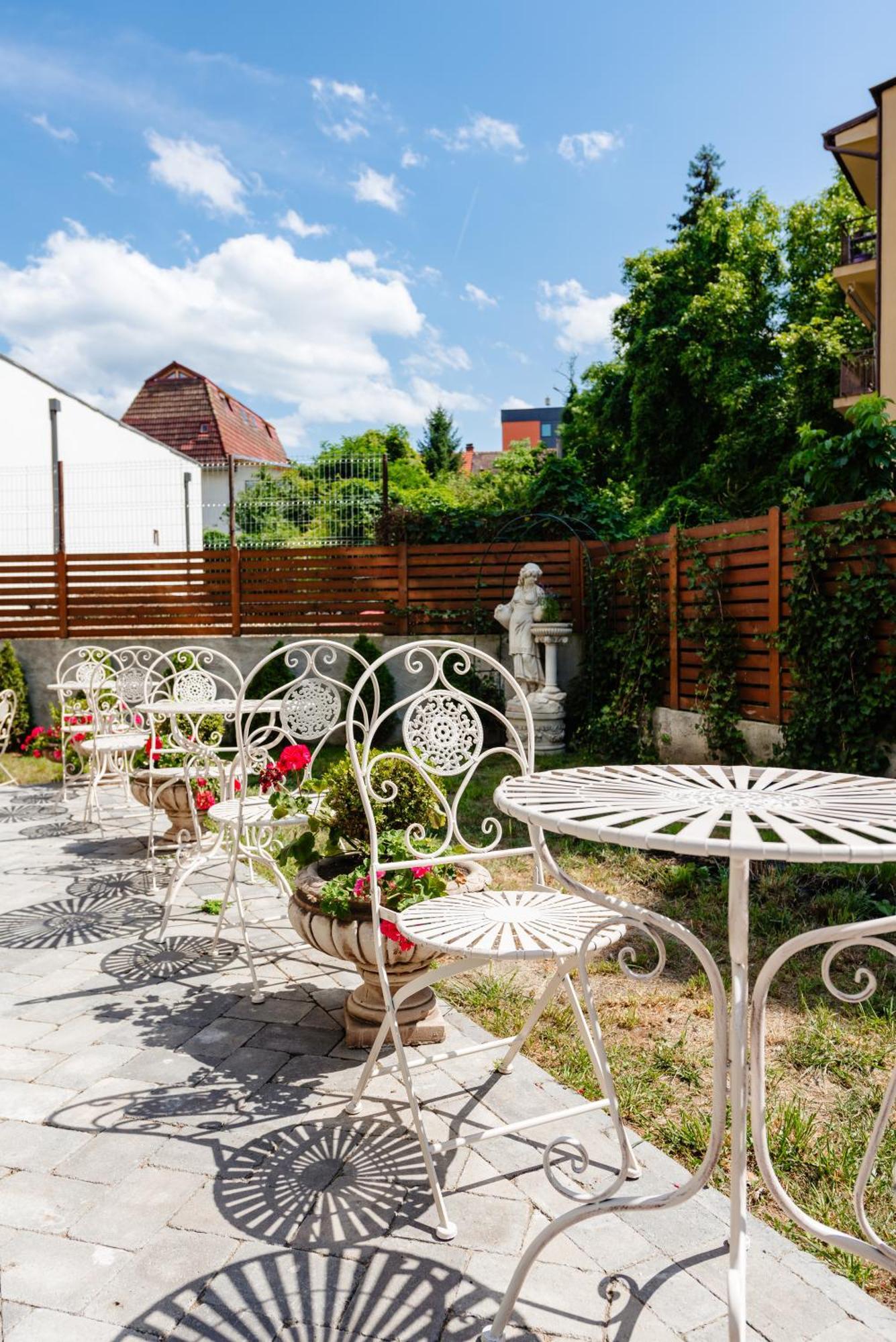 Ateneea Luxury Rooms Kluž Exteriér fotografie